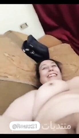 ما تخافيش مصري ي نيك شرالأمط السكرتيره بتاعته – سكس عربي