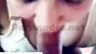 مربربة مصريه تلحس زبر حبيبها وتشوف اذا كان قوي على نيك شرالأمط ها – سكس مصري